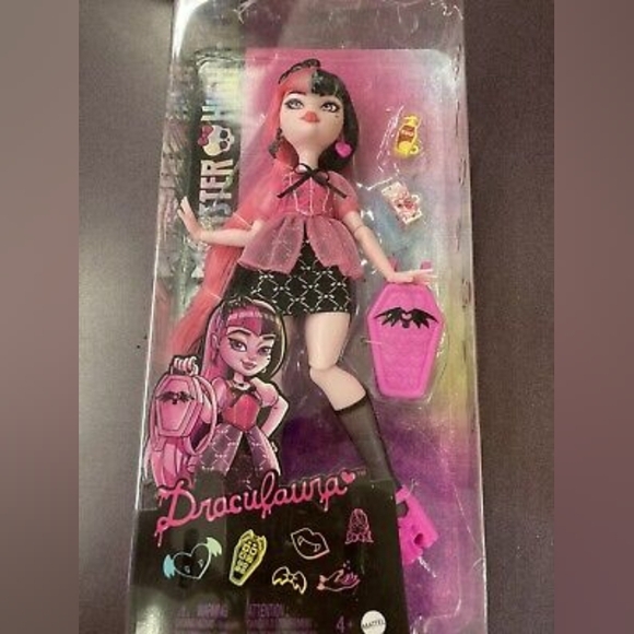 Mattel Monster High Day Out Fashion Doll Draculaura (New) Accessories - Picture 4 of 16